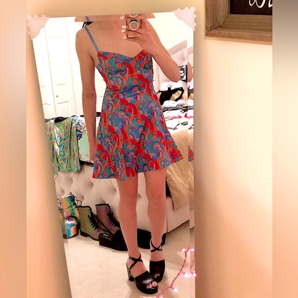 RARE DOLLSKILL x TRIPPY SATIN DRESS - Picture 6 of 10